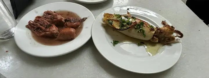 バルセロナのバル。オリーブオイルの使い方が美味しさの秘訣かもしれません。やはり食事を大切にする国には自然と尊敬の念が湧きます。