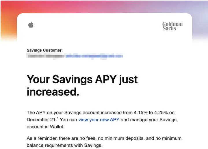 Apple銀行の金利が4.25％に上がったそうだ。予想外の病気とか急な出費に備えて生活費の半年分くらいはキャッシュで持ってる人が多いけど、いつでも引き出せる口座ってのは普通は金利が低い。Appleはいつでも引き出せるのに金利が高くてうれしい