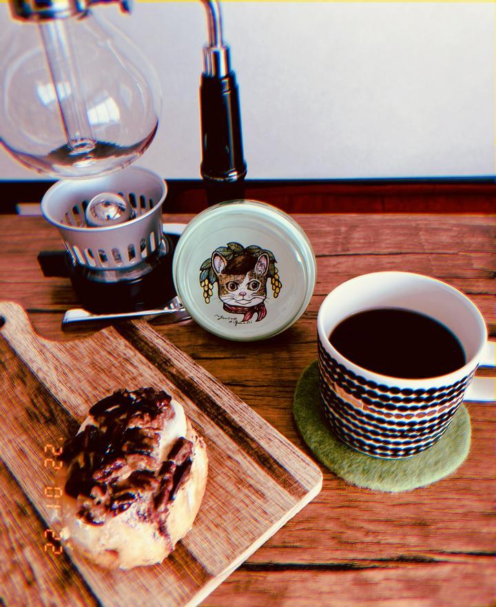 【リレー投稿　お気に入りのカップ☕️】
コーヒーを淹れるときに漂う香り…幸せな時間ですね✨

