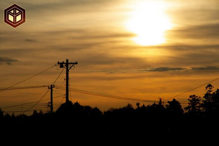 ★ #思い出の写真たち 、題名『 #電柱と電線とシルエット 』 #8 ★
━━━━━━━━━━━━
