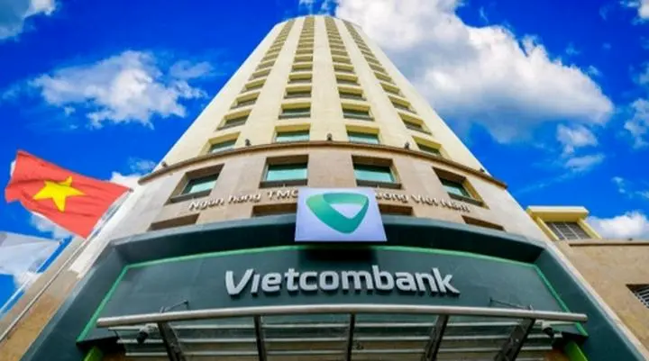 ベトコムバンク(VCB)　　株式配当　　入庫

今年は、銀行業界の株式配当や無償増資が続いており、現金配当に対する当局の規制も緩和され、株価も安定しています。